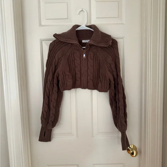 Grey Bandit Brown Cable Knit Cropped Zip Up Cardigan - Picture 2 of 7